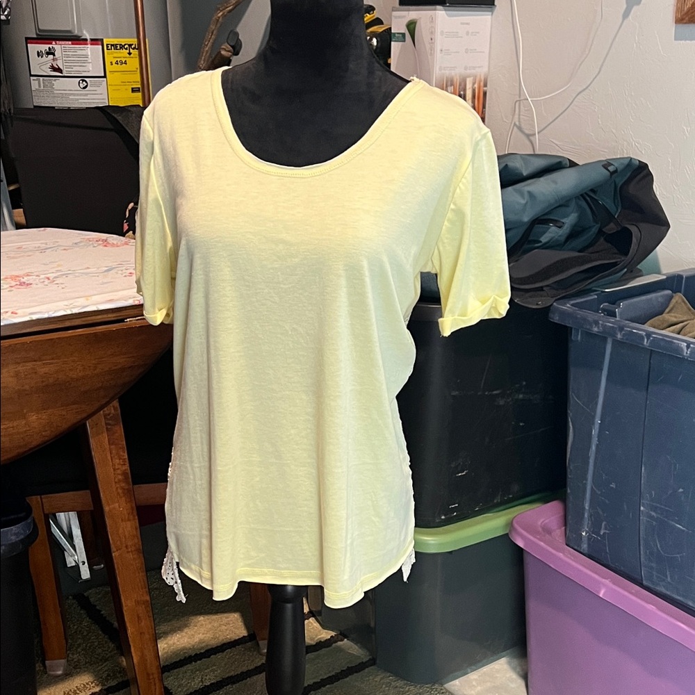 Daytrip Light Yellow Short Sleeve Tee